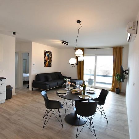 Apartments One تروغير المظهر الخارجي الصورة